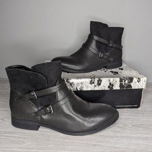 CL by Chinese Laundry Low Rise Size Zip Black Faux Leather Boot Size 9M